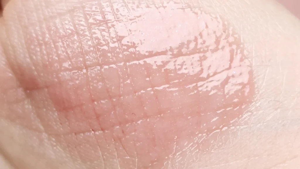 3CE シャインリフレクター Opal Shower スウォッチ 色見本 白みピンク ラメ 透明感