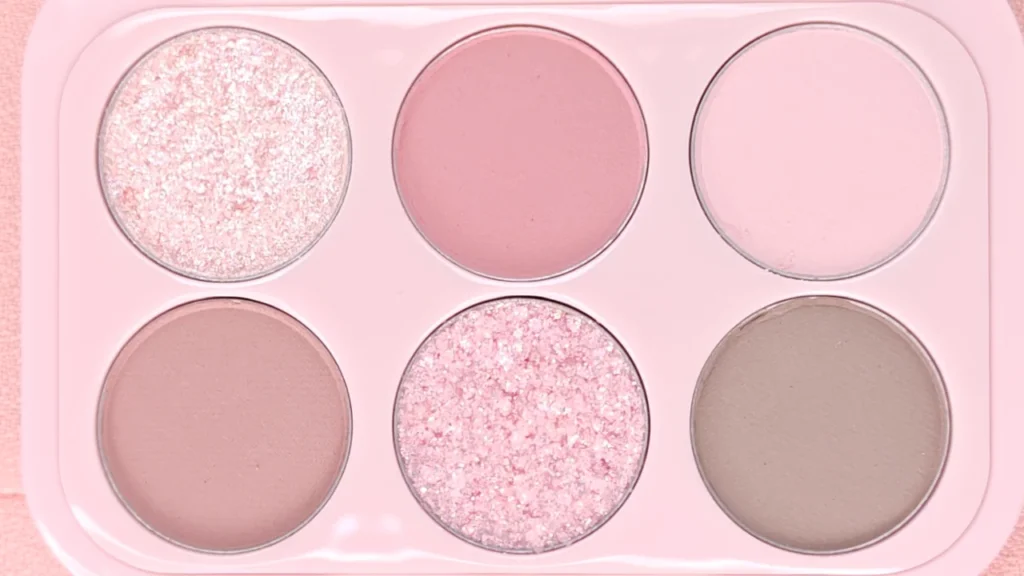 ブレスドムーン ソープパレット クールインソープ(ブルベ向け)の6色パレット配色