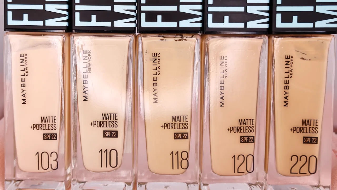 メイベリン フィットミー リキッド ファンデーション R の人気5色（103, 110, 118, 120, 220）の色味比較