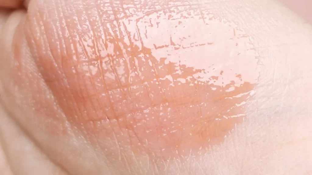 ヴィーガナイズ 04 ライトピーチ スウォッチ 色見本 ぷるぷる ツヤ感 粘膜色